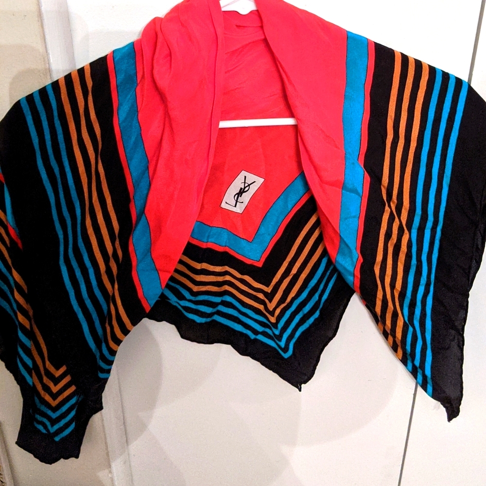 Red and stripped scarf